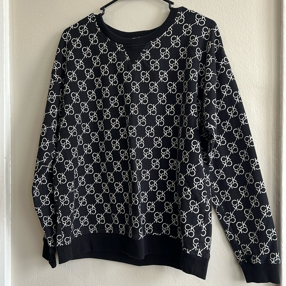 Calvin Klein Ribbed Trim Pullover Sweatshirt